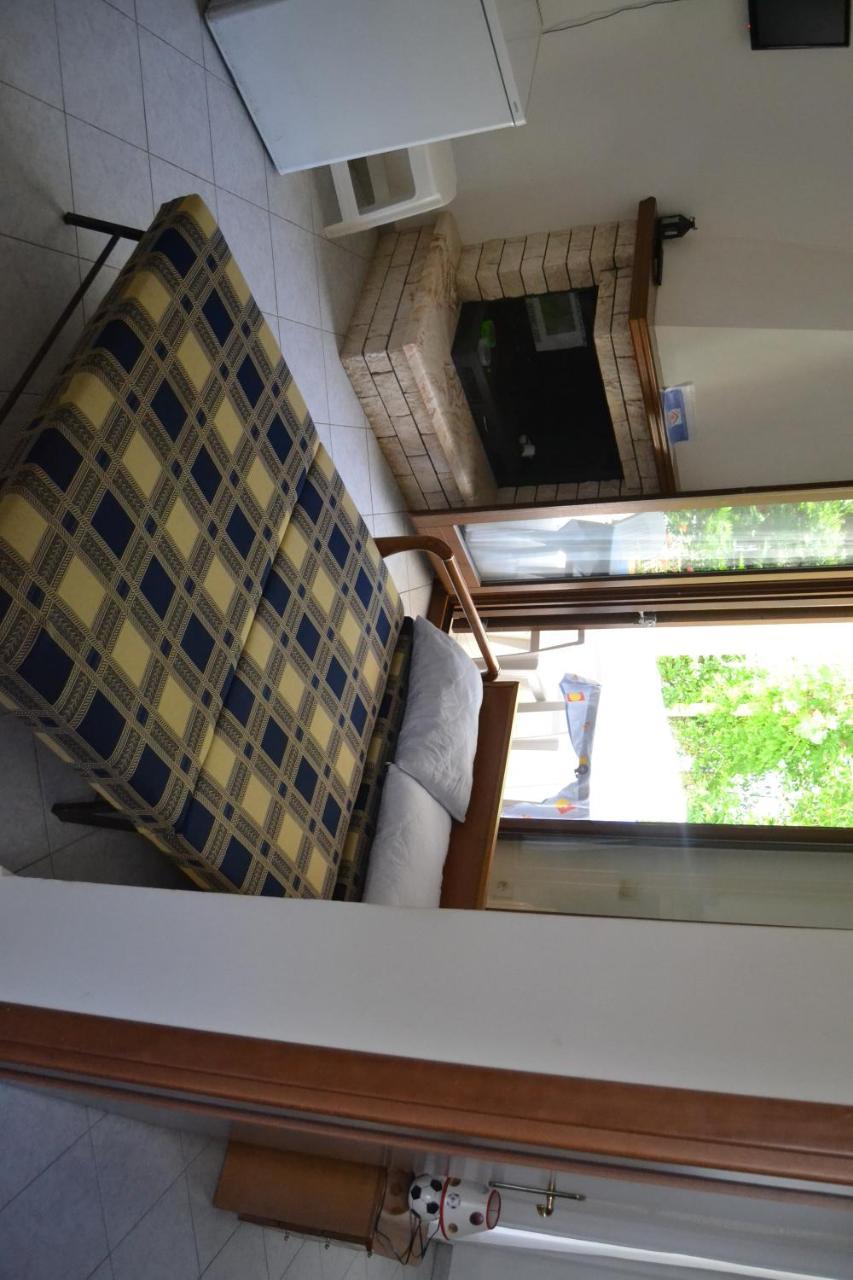 Ferienwohnung House Anna Nikiti  Exterior foto
